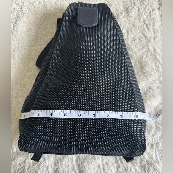 Urban Oxide Convertible Backpack - Picture 11 of 16